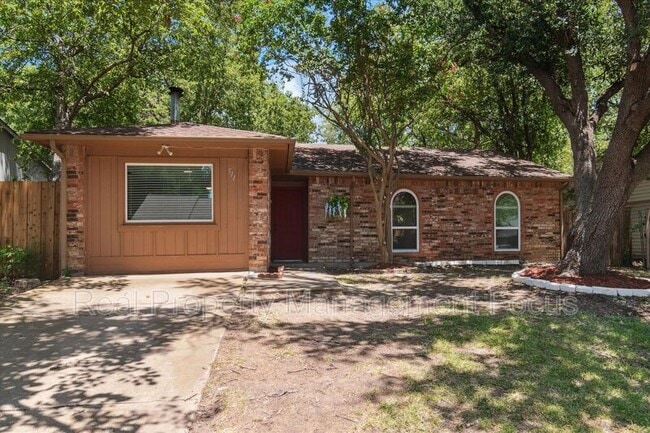 Building Photo - 511 Cumberland Dr