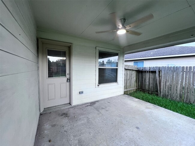 Building Photo - 11750 Pinemeade Ln