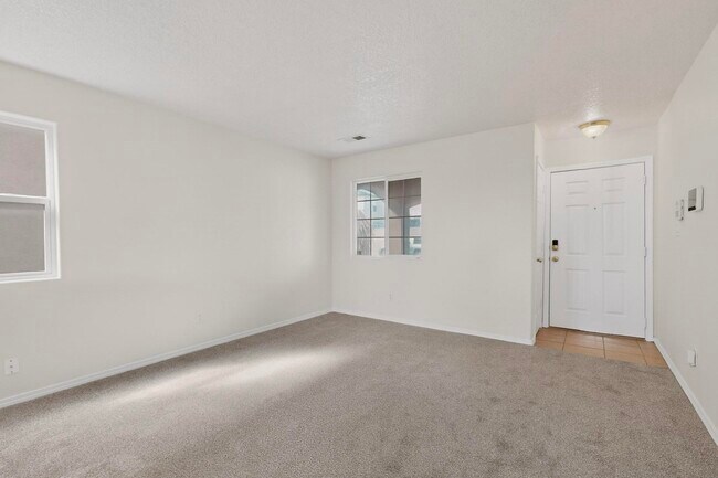 Building Photo - 8300 Bluffs Edge Pl NW