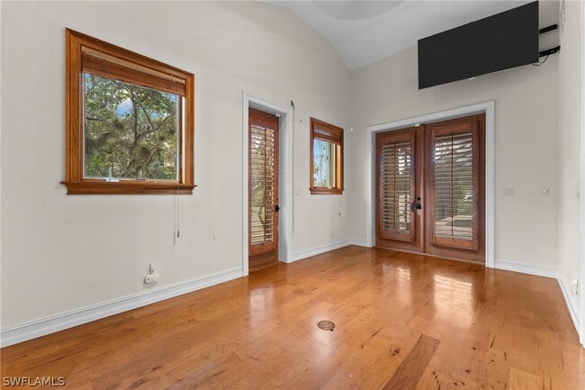 Building Photo - 840 Jung Blvd W