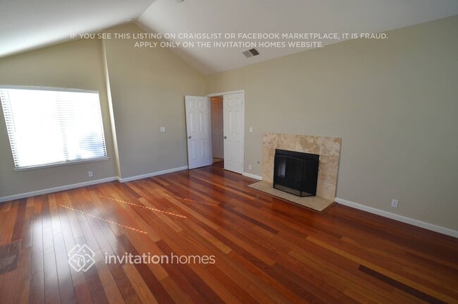 Building Photo - 4436 Deerfield Dr