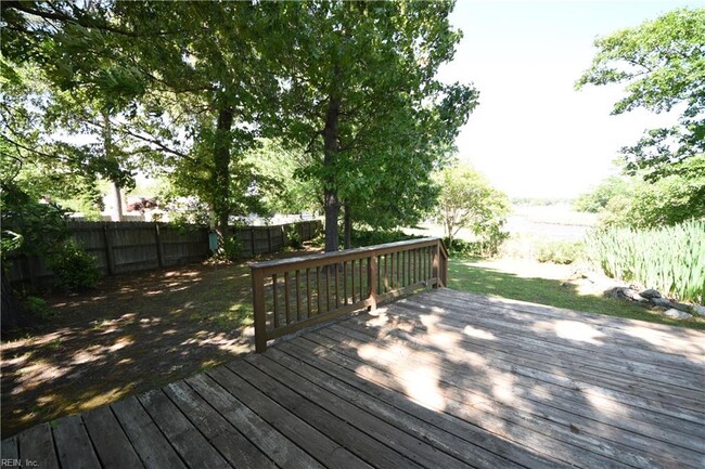 Building Photo - 8356 Cape View Ct