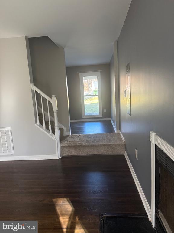 Building Photo - 10021 Windridge Dr