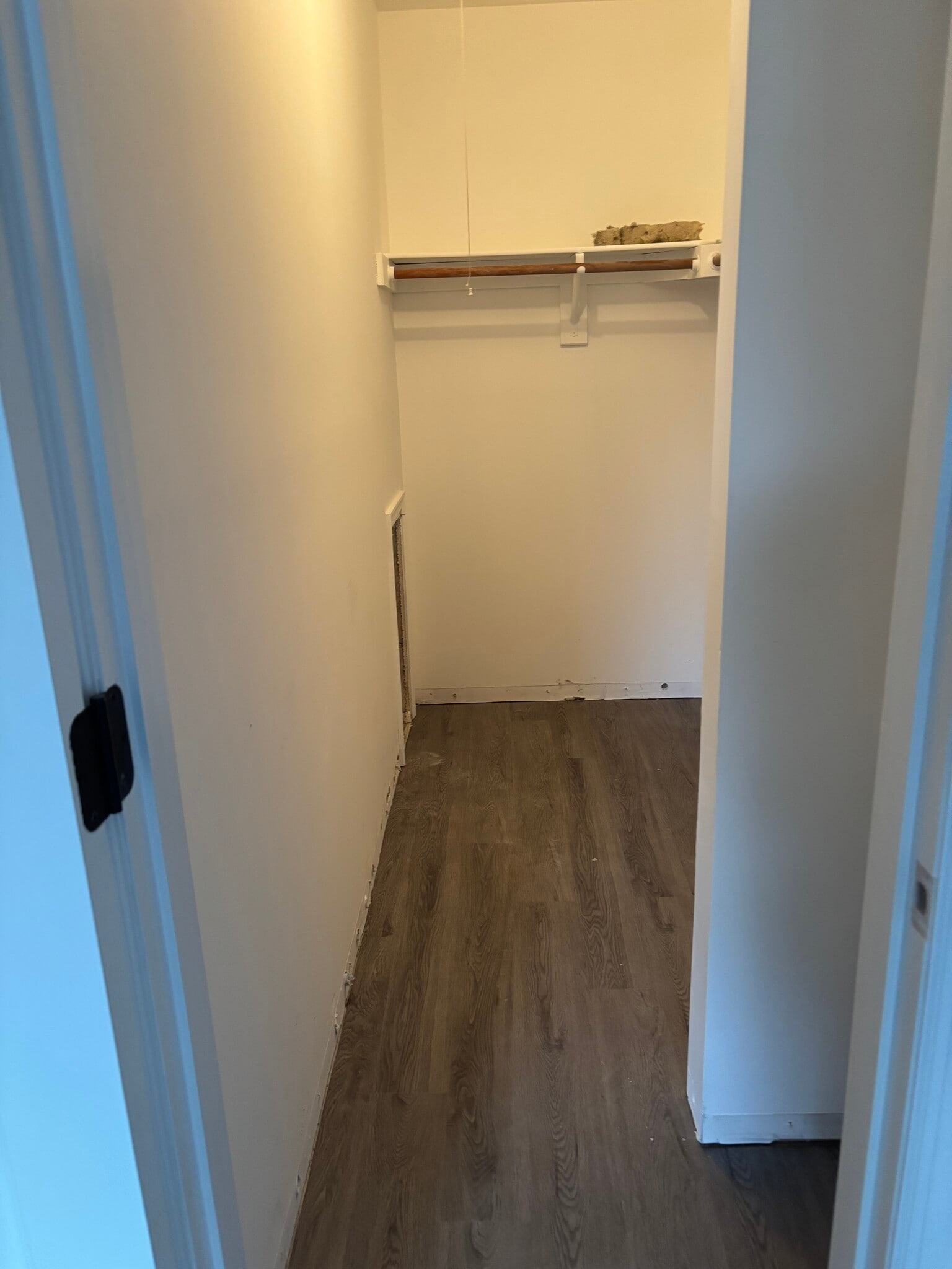 MASTER BEDROOM CLOSET - 141 Woodlake Dr