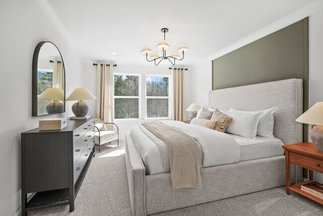 Building Photo - 12004 Oak St