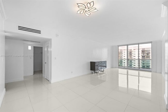 Building Photo - 19390 Collins Ave