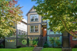 Building Photo - Modern 3 Bedroom with Office Space, Balcon...