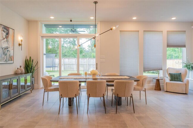 Building Photo - 96 Madrone Terrace Pl