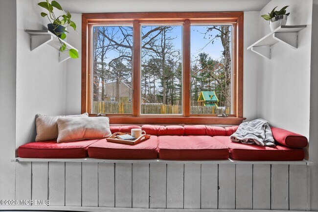 Building Photo - 1244 Whitesville Rd