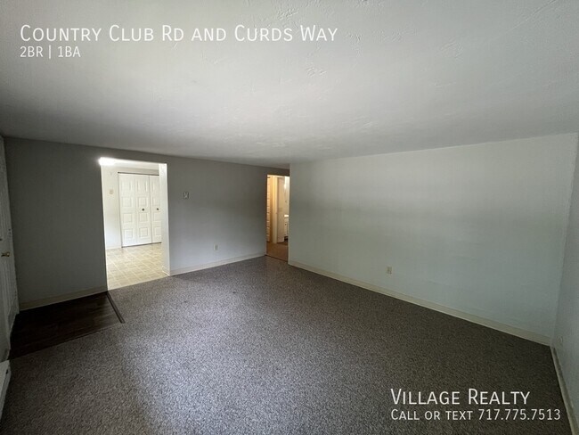 Building Photo - 671 Country Club Rd