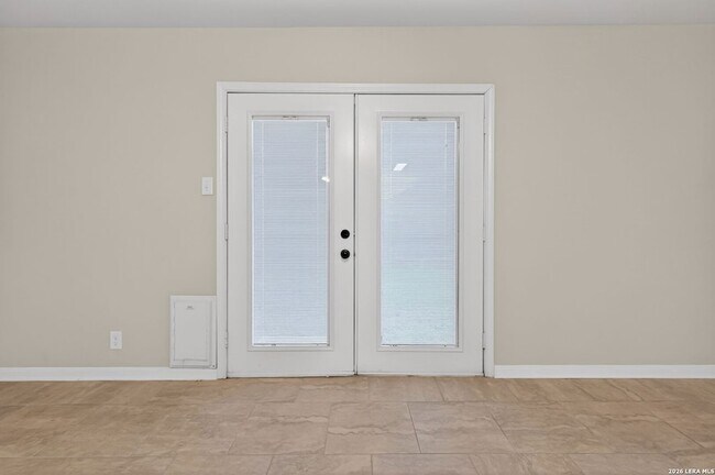 Building Photo - 9930 Trendwood