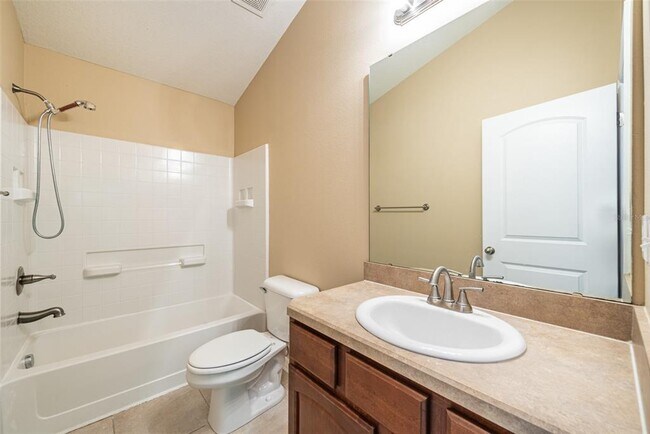 Building Photo - 6750 Eagle Feather Dr