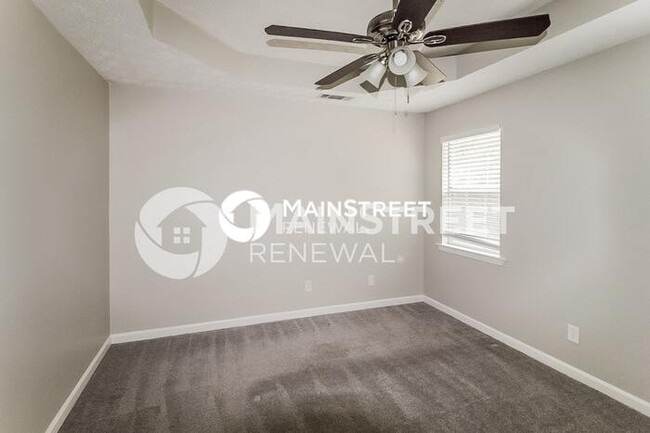 Building Photo - 3 Bedroom Pet-Friendly Home in Stockbridge, GA with Main Street Renewal