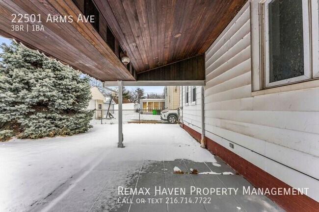 Building Photo - 22501 Arms Ave