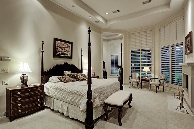 Building Photo - 11101 S Country Squire