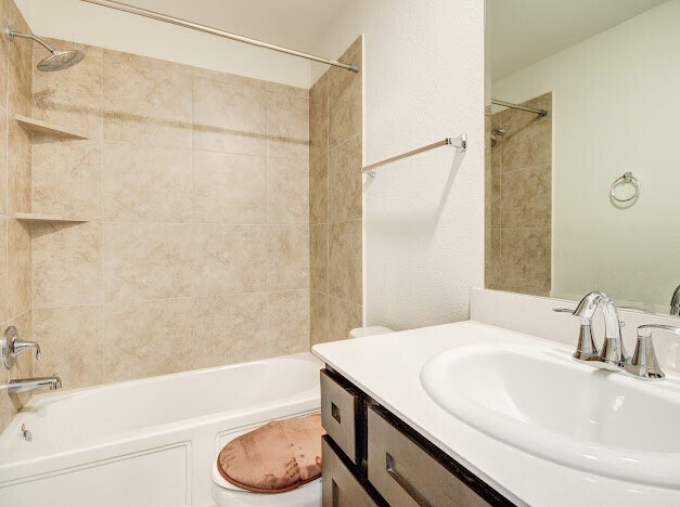 Building Photo - 1646 Ryon Falls Dr