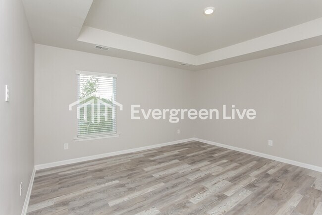 Building Photo - Coming Soon!