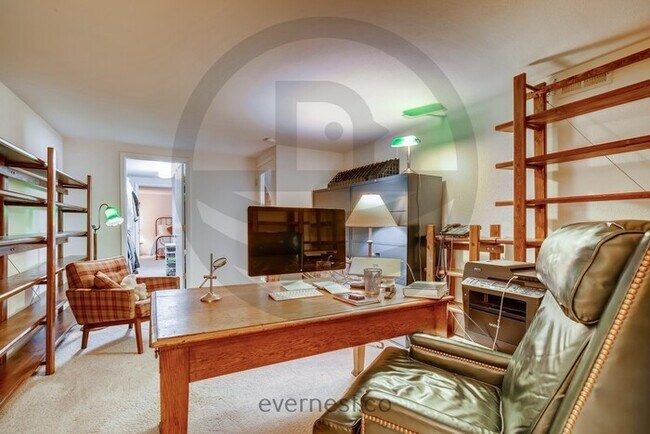 Building Photo - 4-Bed/3-Bath Home/Available Soon!