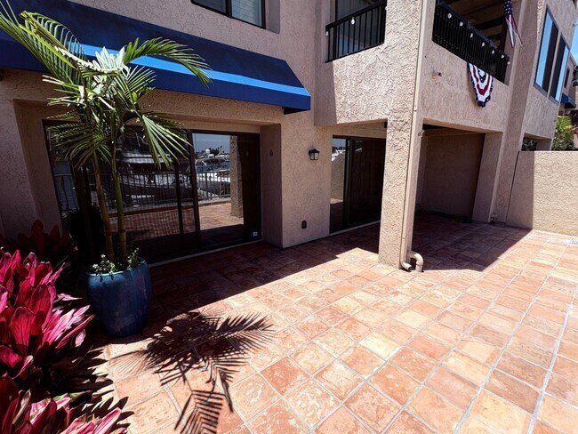 Building Photo - 3207 Moritz Dr