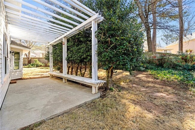 Building Photo - 3744 Misty Wood Dr N W