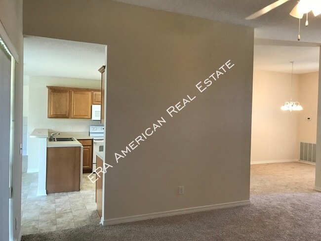 Building Photo - 2642 Hidden Creek Dr