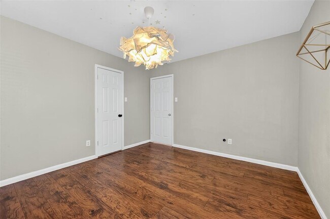 Building Photo - 21515 White Falls Ln
