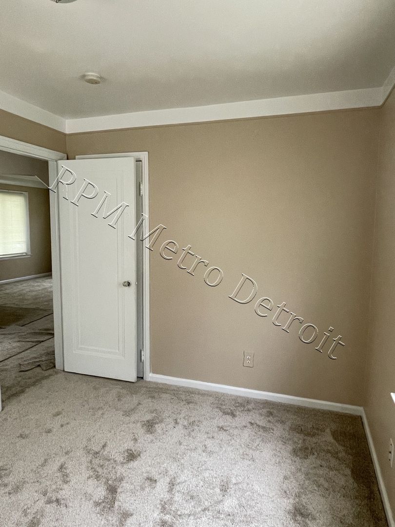 Building Photo - 8203 Paige Ave