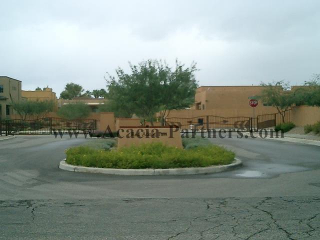 Building Photo - Large home in Red Adobe Pass