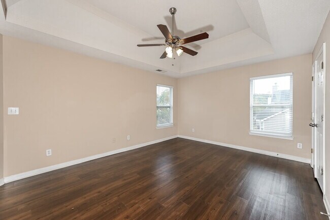 Building Photo - 4182 Arabian Way SW