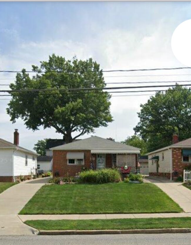 Building Photo - 6363 State Rd