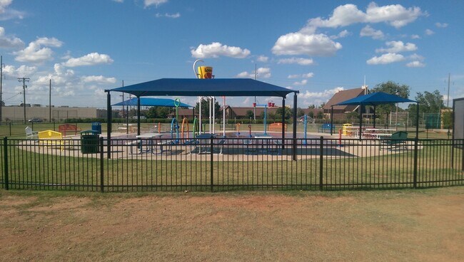 Building Photo - * Kids Sprayground right across the street!  3 bed 2 baths with 2 car garage in the Village with ...