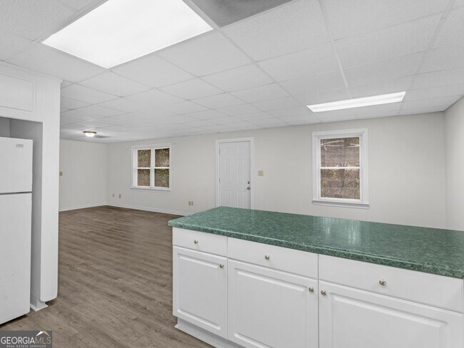 Building Photo - 63 Sentry Oak Ct