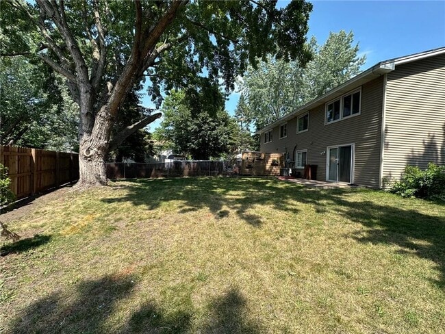 Building Photo - 11940 Ibis St NW