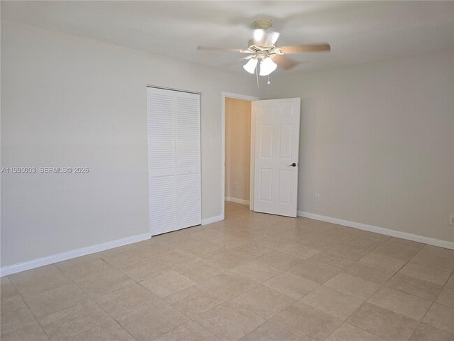 Building Photo - 1723 Thomas St