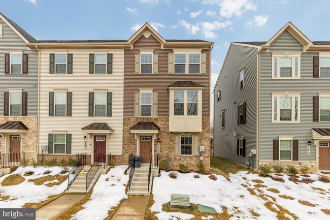 Building Photo - 9639 Tall Oaks Rd