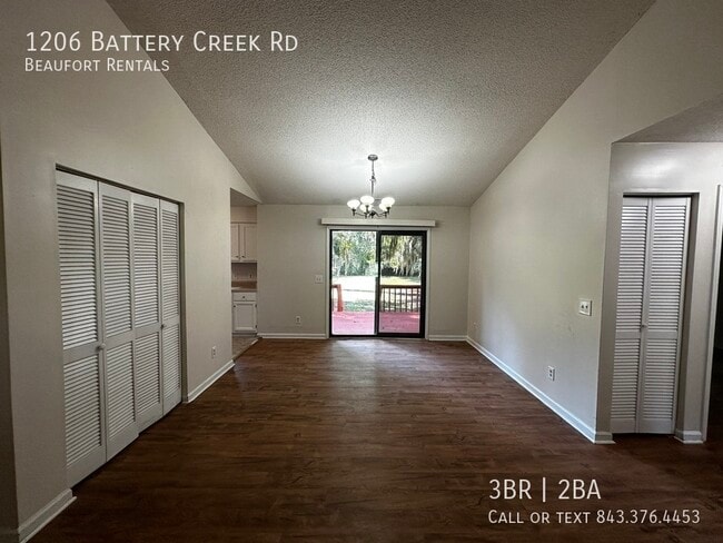 Building Photo - 1206 Battery Creek Rd