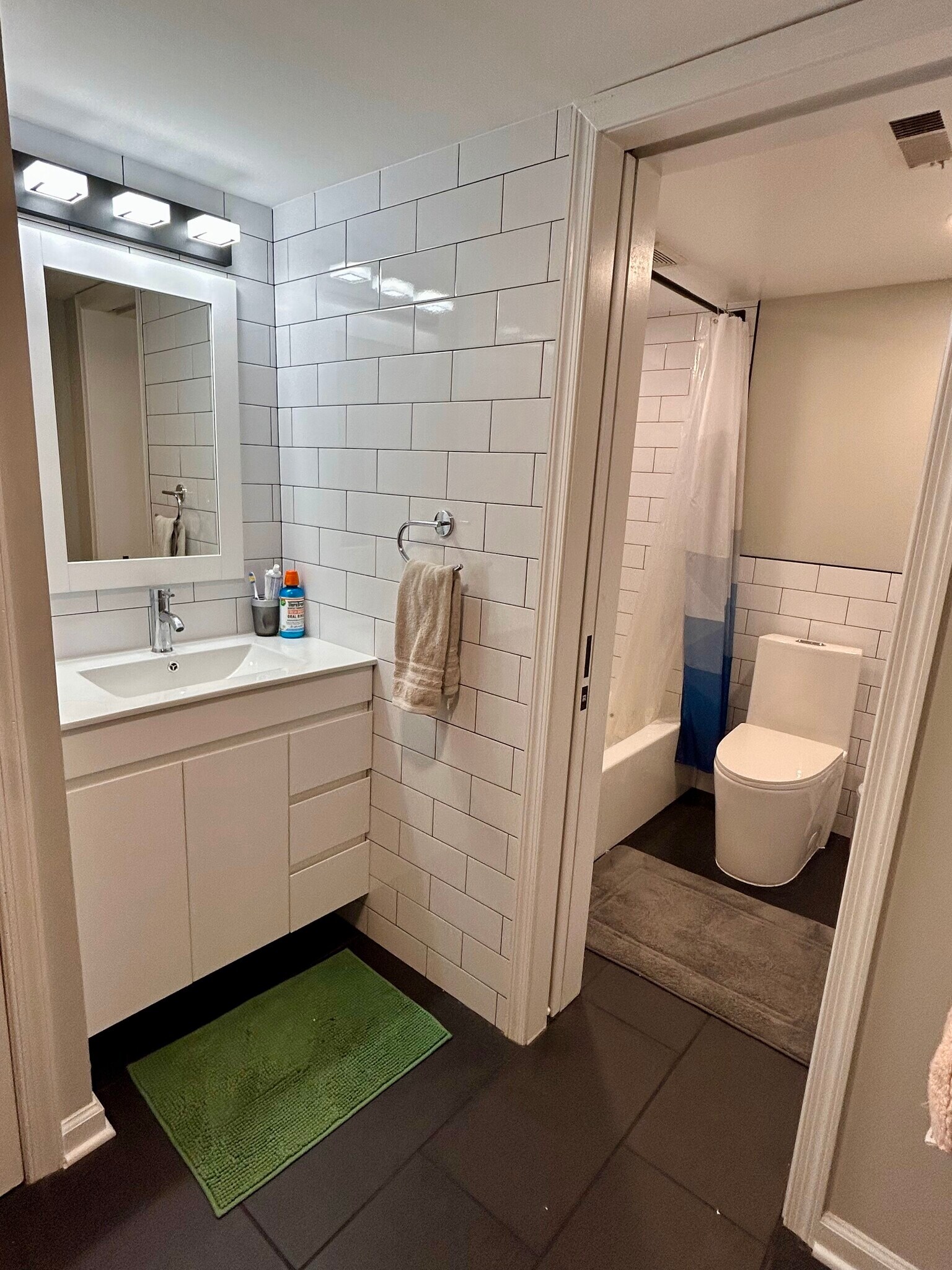 Building Photo - 2010 1st St NW