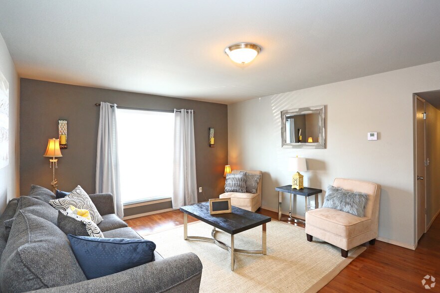 The Cottages at Hefner Road 1209 W Hefner Rd Oklahoma City OK 73114 Apartment Finder