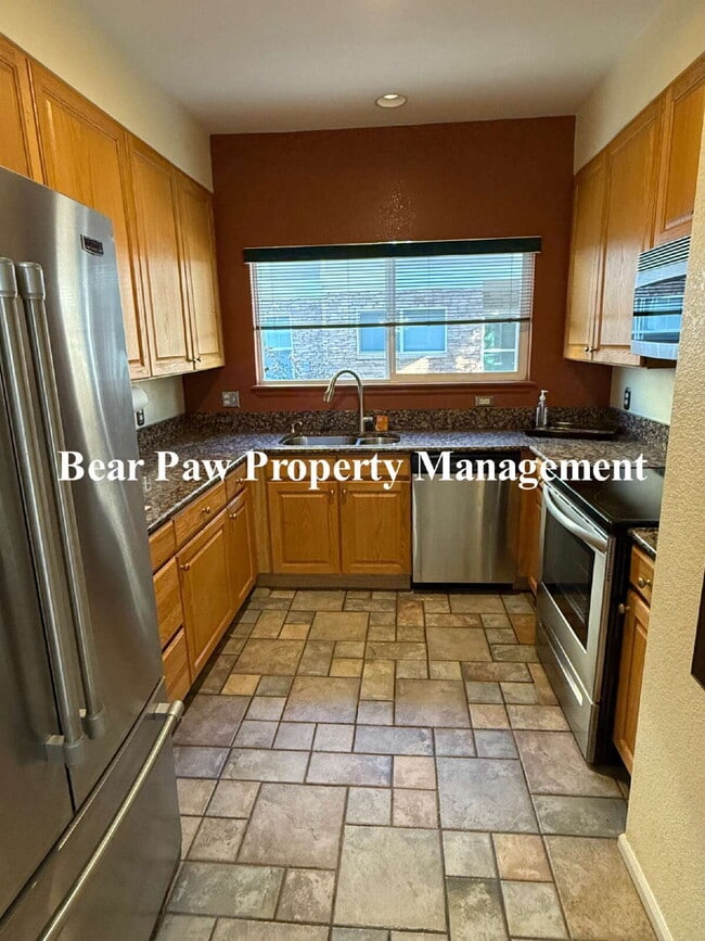 Building Photo - "New Lower Price on this Spacious 2-Bed, 2-Bath Condo Retreat"