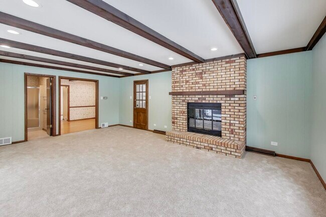 Building Photo - 12111 68th Ct