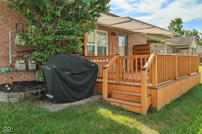Building Photo - 4320 Hamilton Way