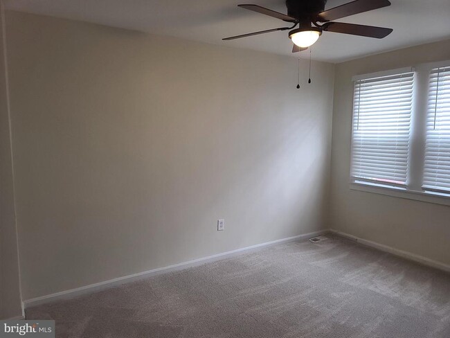 Building Photo - 1403 N Linwood Ave