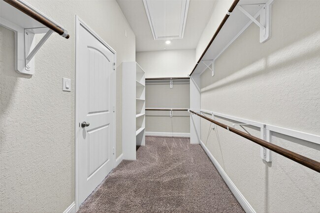 Building Photo - 19202 Presa Canyon Dr