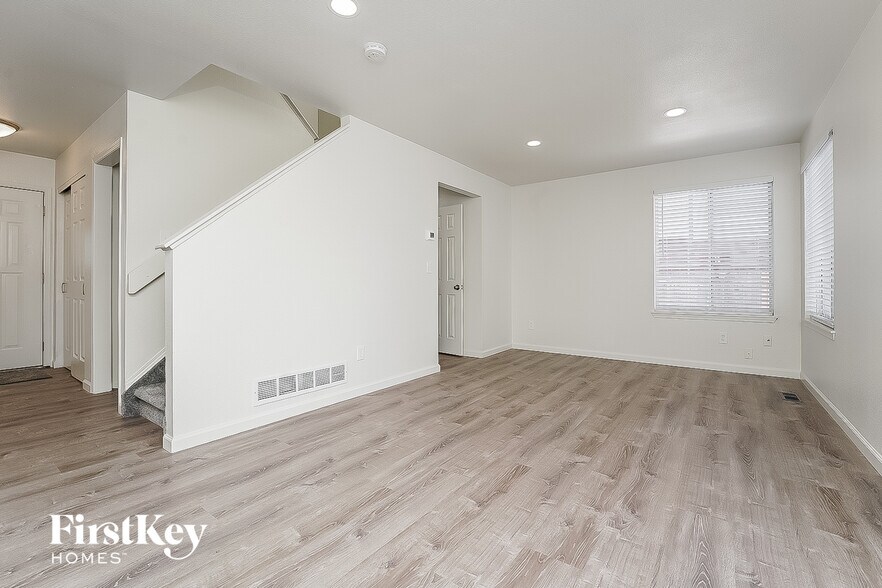 Building Photo - 13177 Bryant Cir