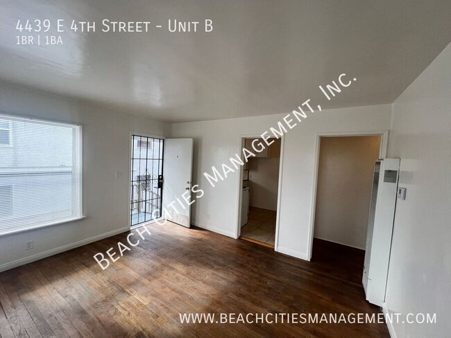 Building Photo - Cute One Bedroom Blocks Away from Beach an...