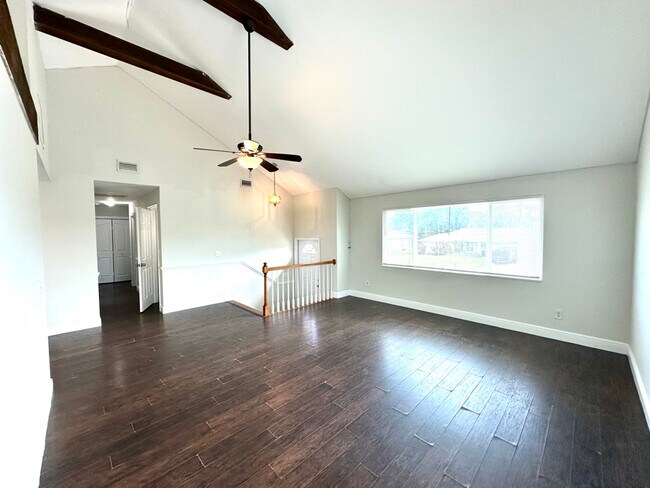 Building Photo - 18478 Tulip Rd