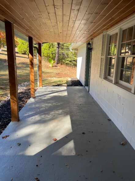 Building Photo - 2360 Gaines Mill Rd