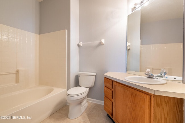 Building Photo - 7990 Baymeadows Cir E