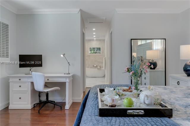 Building Photo - 4830 San Amaro Dr