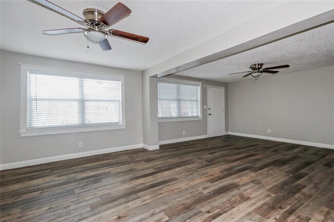 Building Photo - 11648 Easy St